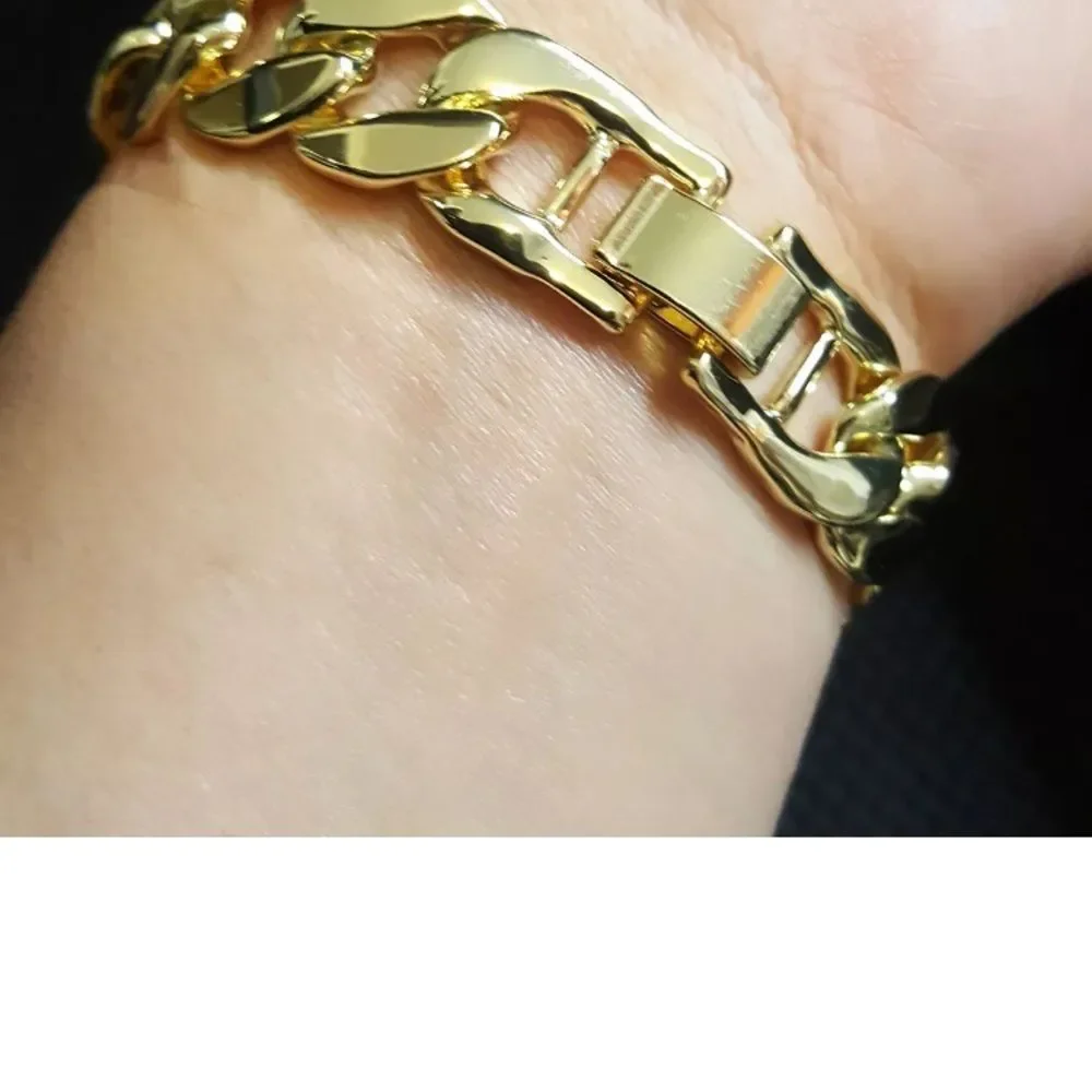 Money Time Iced Out Men’s Gold Cuban Bracelet NEW - Picture 4 of 4